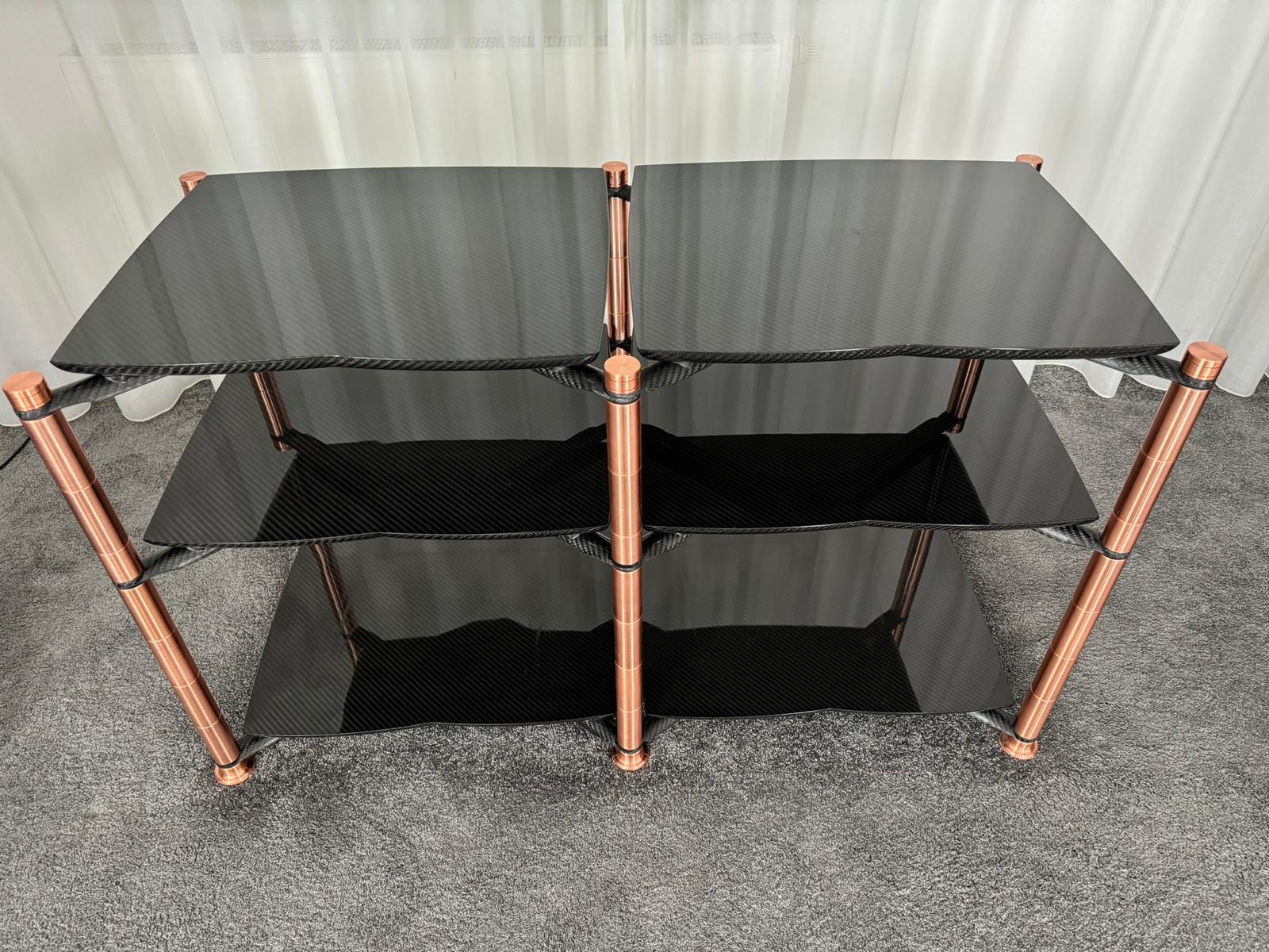 Bassocontinuo Audio Systems Argo Carbon Rack with copper 3