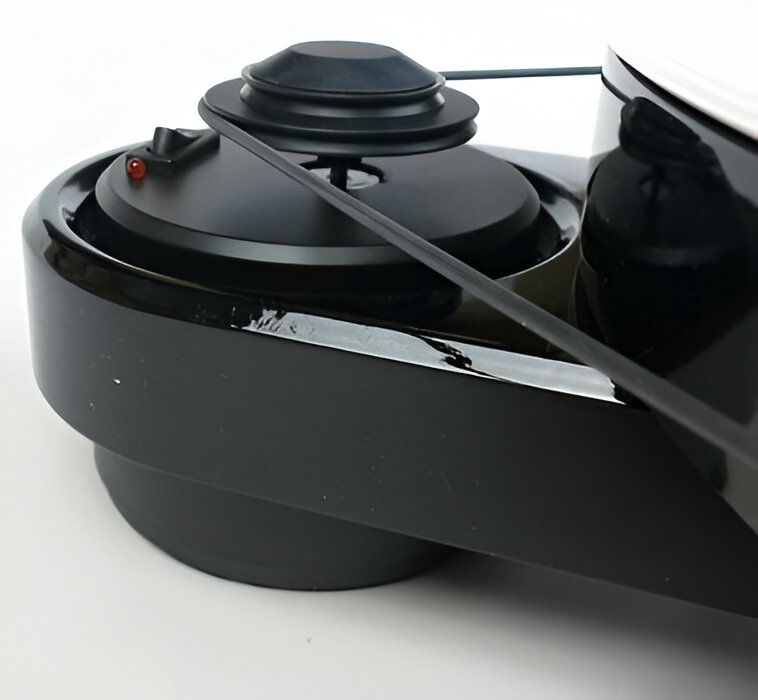 Pro-Ject RPM-1 "Carbon" Turntable - Gloss Black, Sumiko... 8