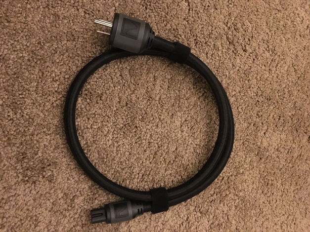 PS Audio Jewel 1m C-7 power cable