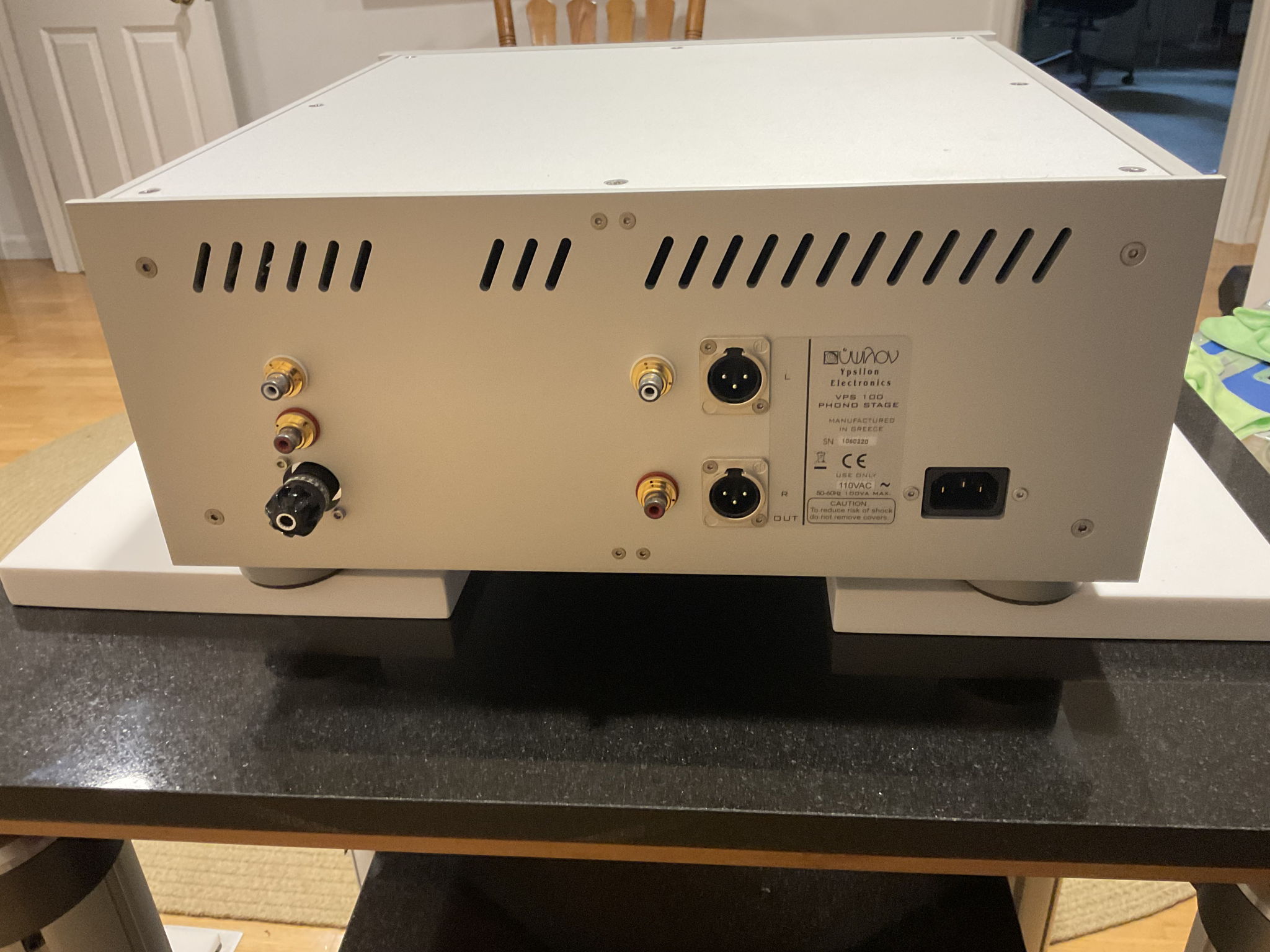 Ypsilon Electronics VPS-100 Phono Stage 2