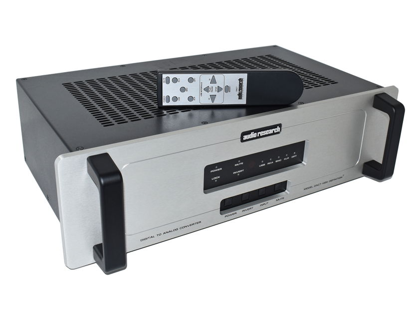 ARC Audio Research DAC 7 D/A Digital To Analog Audio Converter w/ Remote USB XLR RCA BNC Optical (Toslink®)