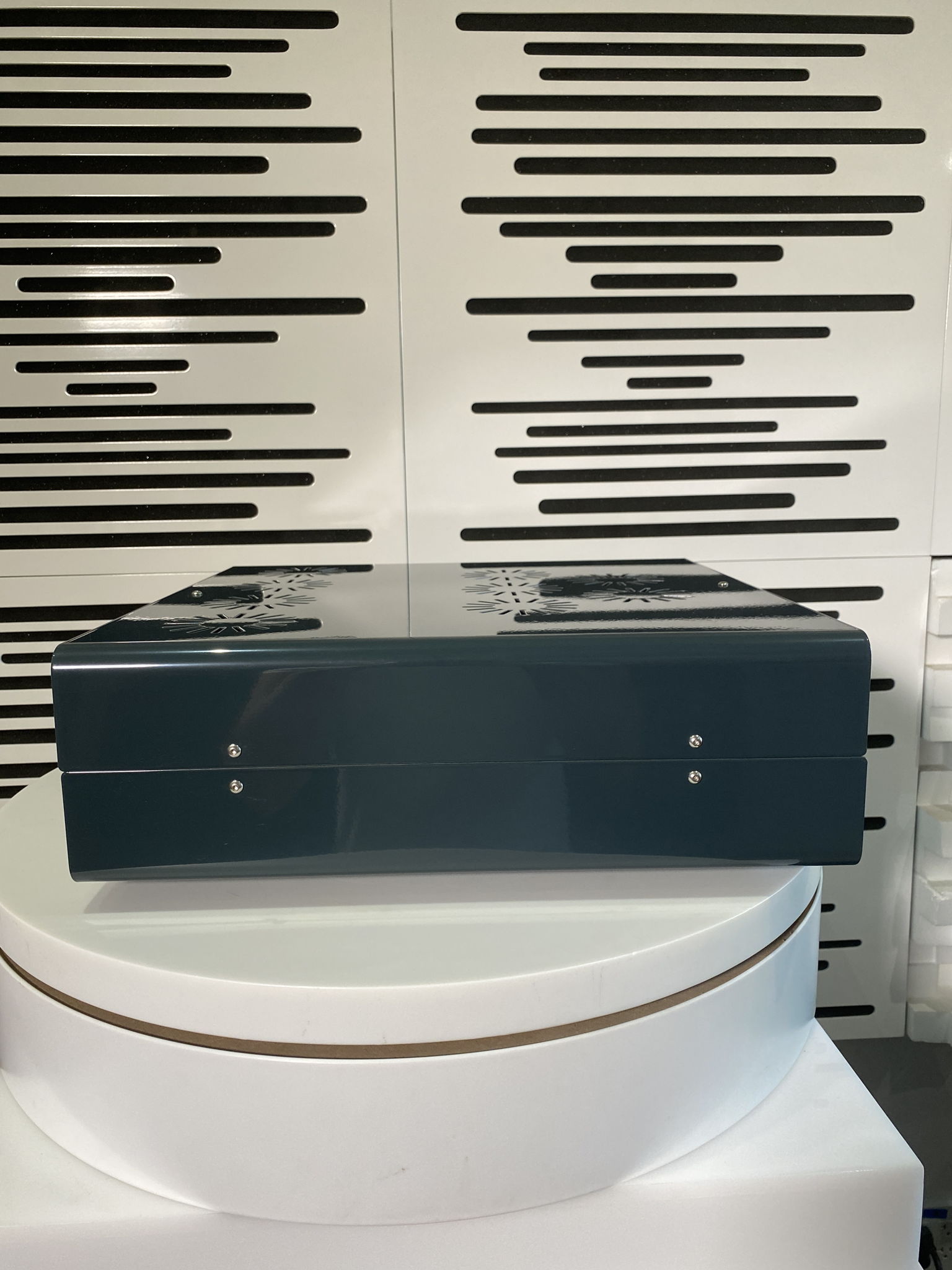 THORESS PHONO PREAMPLIFIER 4