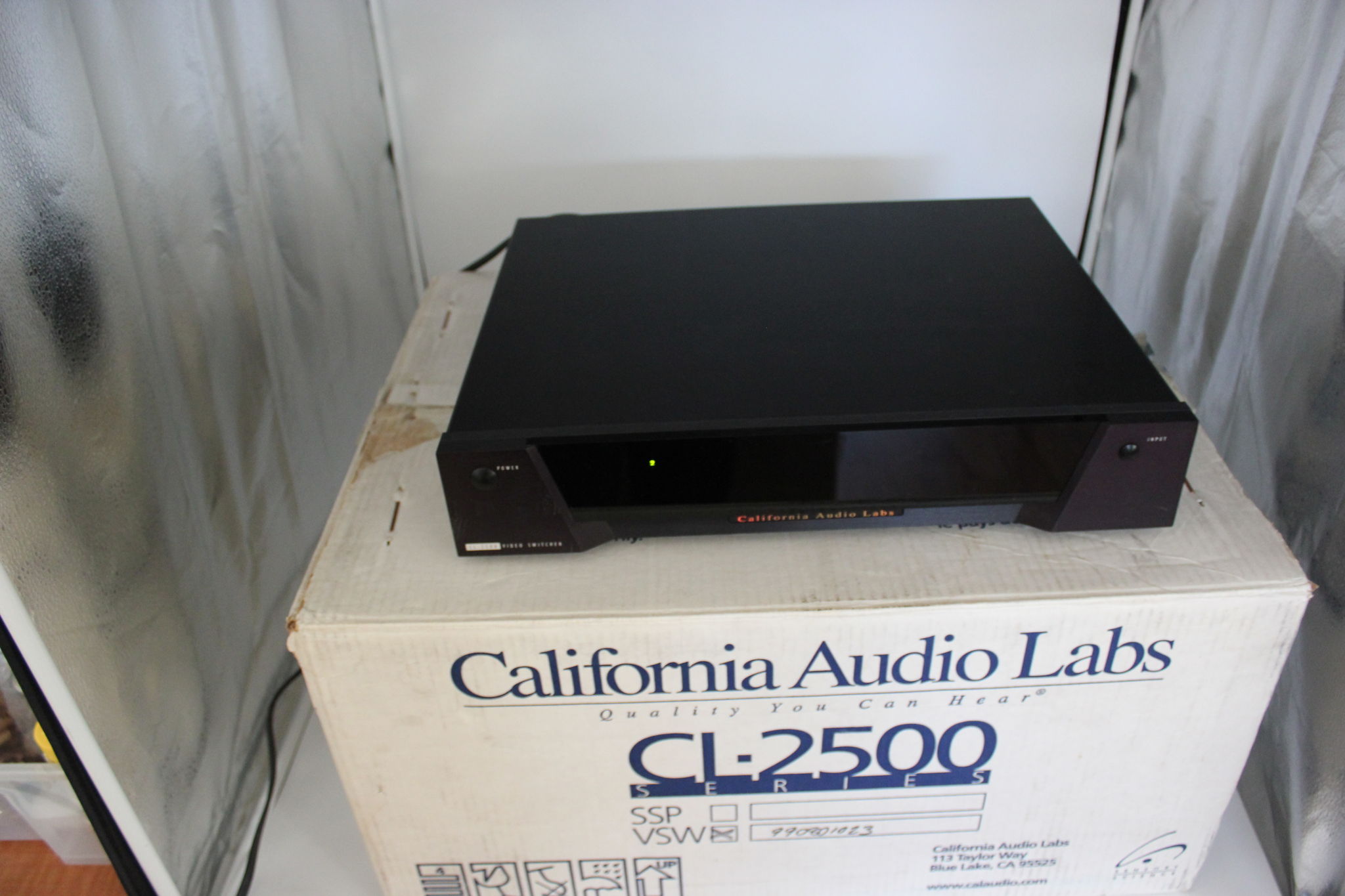California Audio Labs CL-2500 VSW Video Switch in Origi... 5