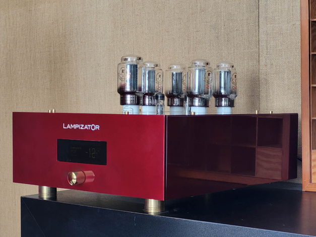 Lampizator Pacific DAC balanced with volume - one of th...