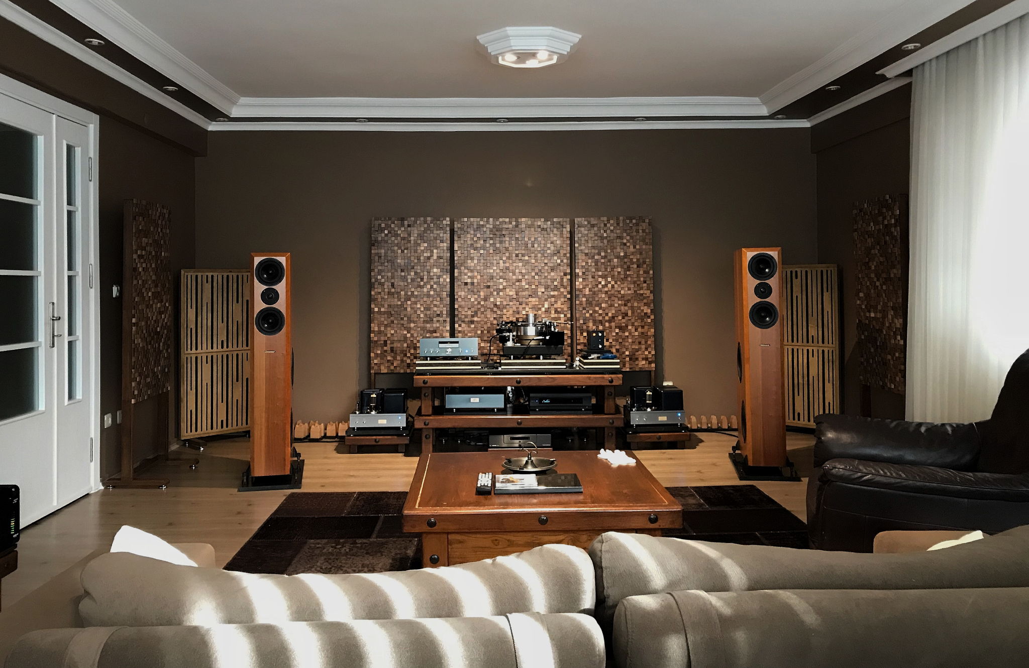 Burak A's High End Audio Listening Room I