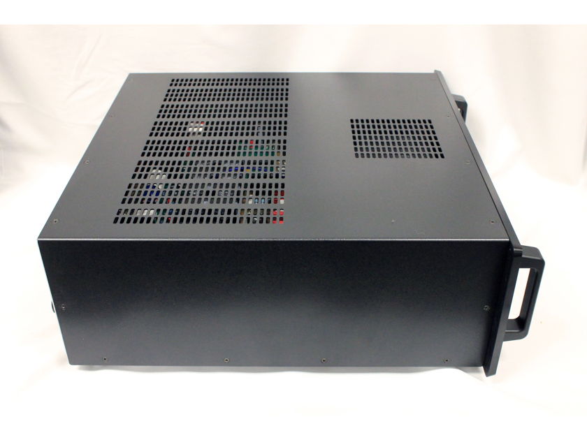 Audio Research DS-450 Stereo Amplifier in Black Finish