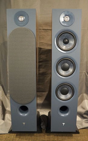 Focal Chora 826 - Excellent Condition! Local Pickup Only!