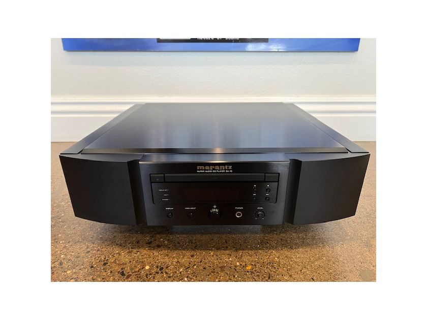 Marantz SA-10 CD/SACD Player  & DAC -- Fabulous (see pics). . .