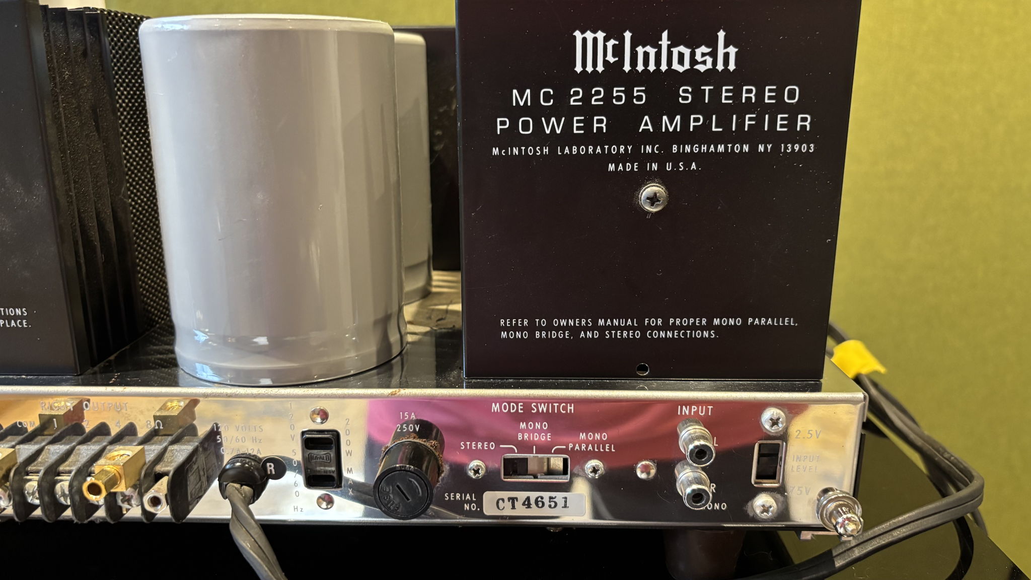 McIntosh MC2255 2-Channel Solid State Stereo Power Ampl... 16