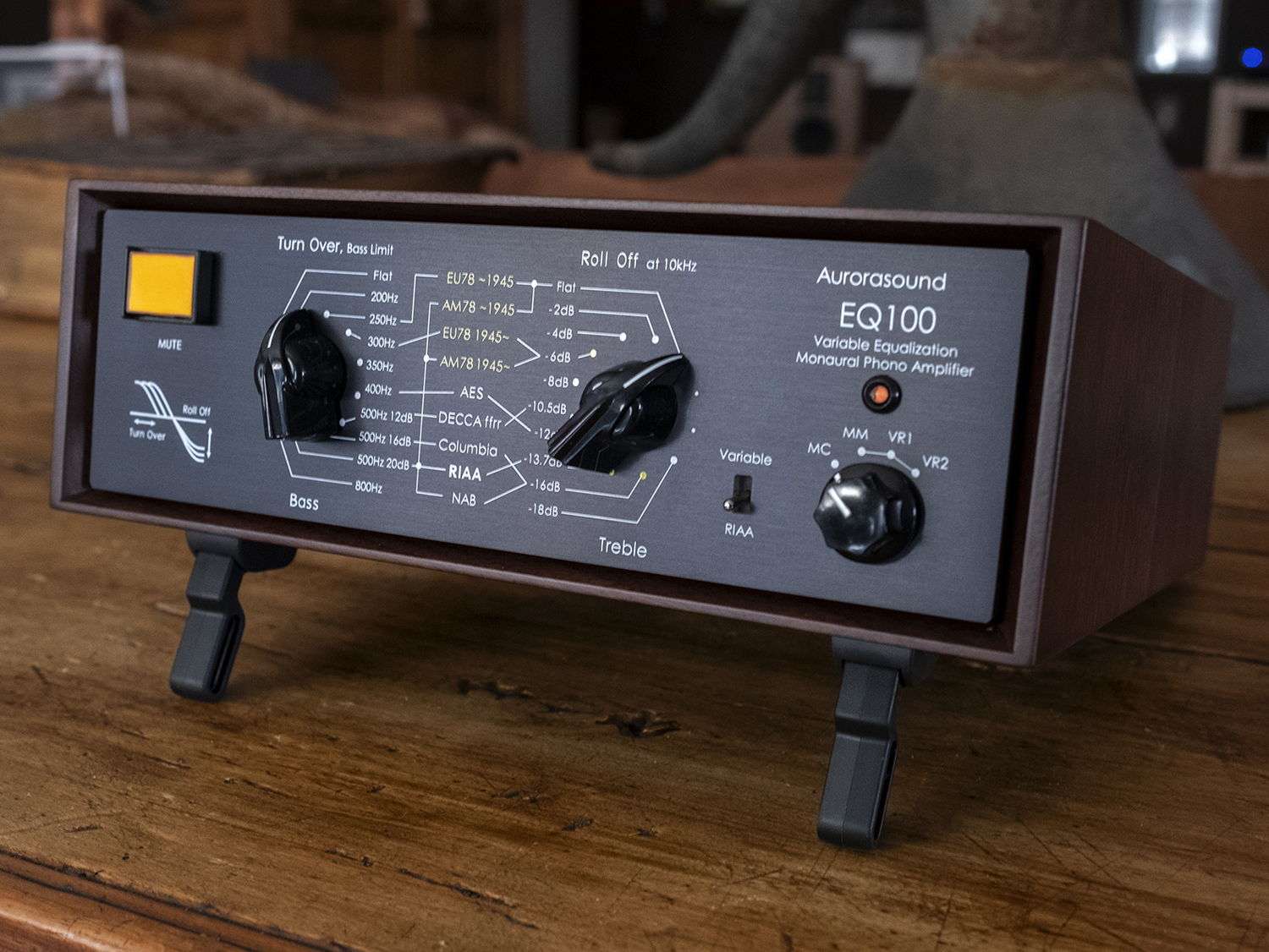 Aurorasound EQ-100 - Variable Equalization Monaural Phono Amplifier