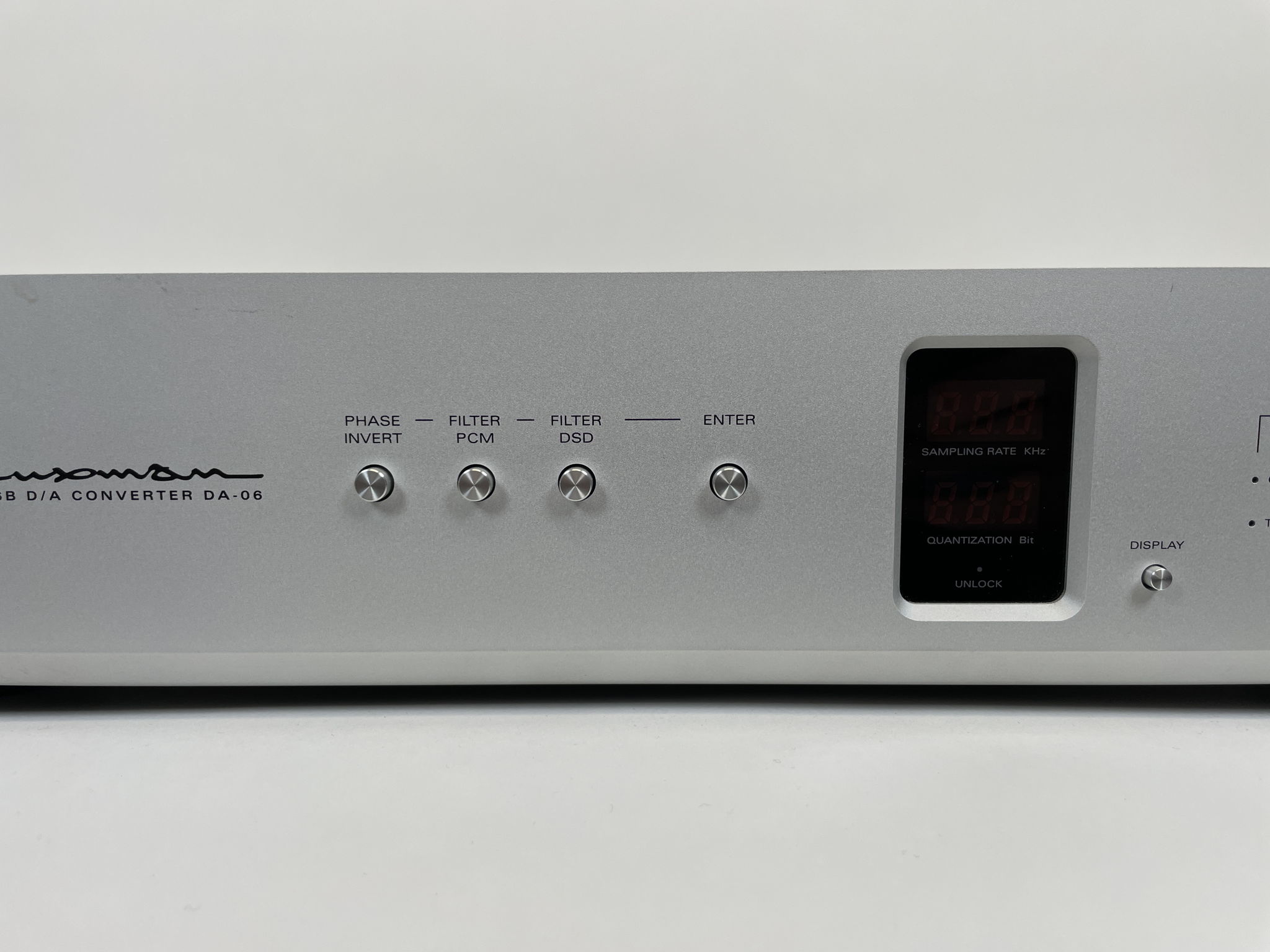 Luxman DA-06 DAC (Discontinued Demo, Authorized Dealer) 9