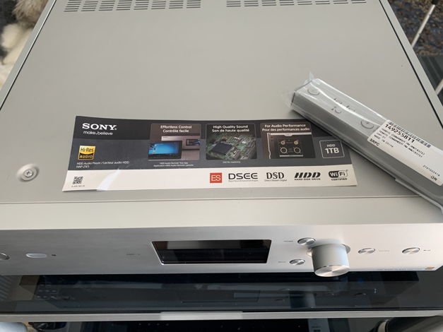 Sony HAP-Z1ES HDD Media Player/DAC NEW Open Box 1TB Sto...