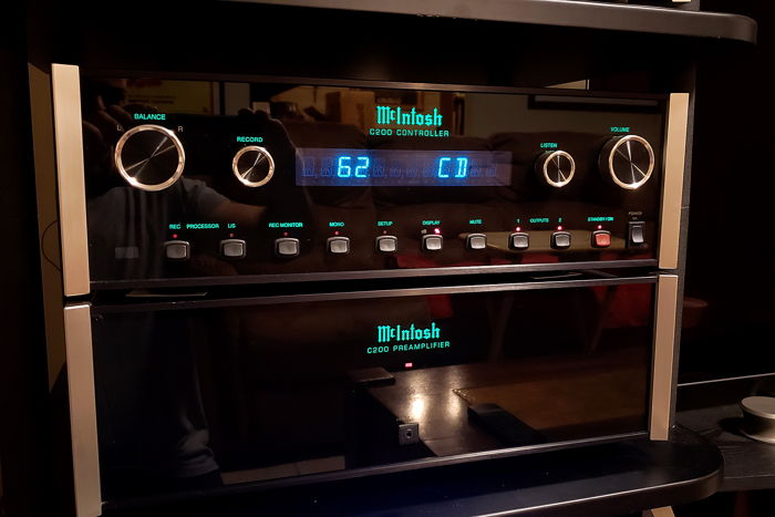 McIntosh C-200 Preamp & Controller - PRICE REDUCED! FRE...