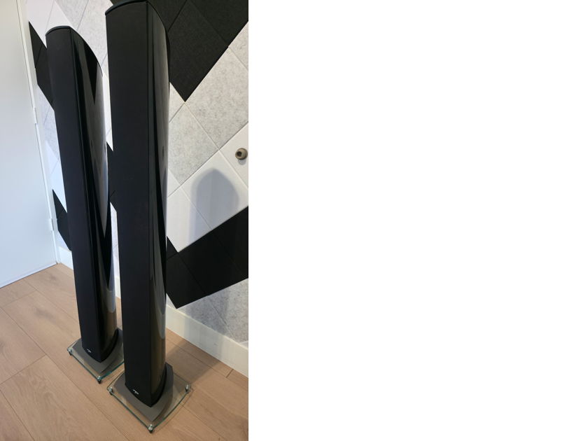 Paradigm Reference Millenia 300 Full Range Tower Speakers in Gloss Black EXCELLENT