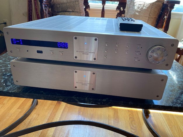 Krell Evolution 202 Two Chassis Reference Preamp