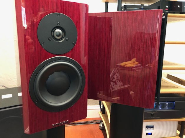 Dynaudio Special 40 (Red)