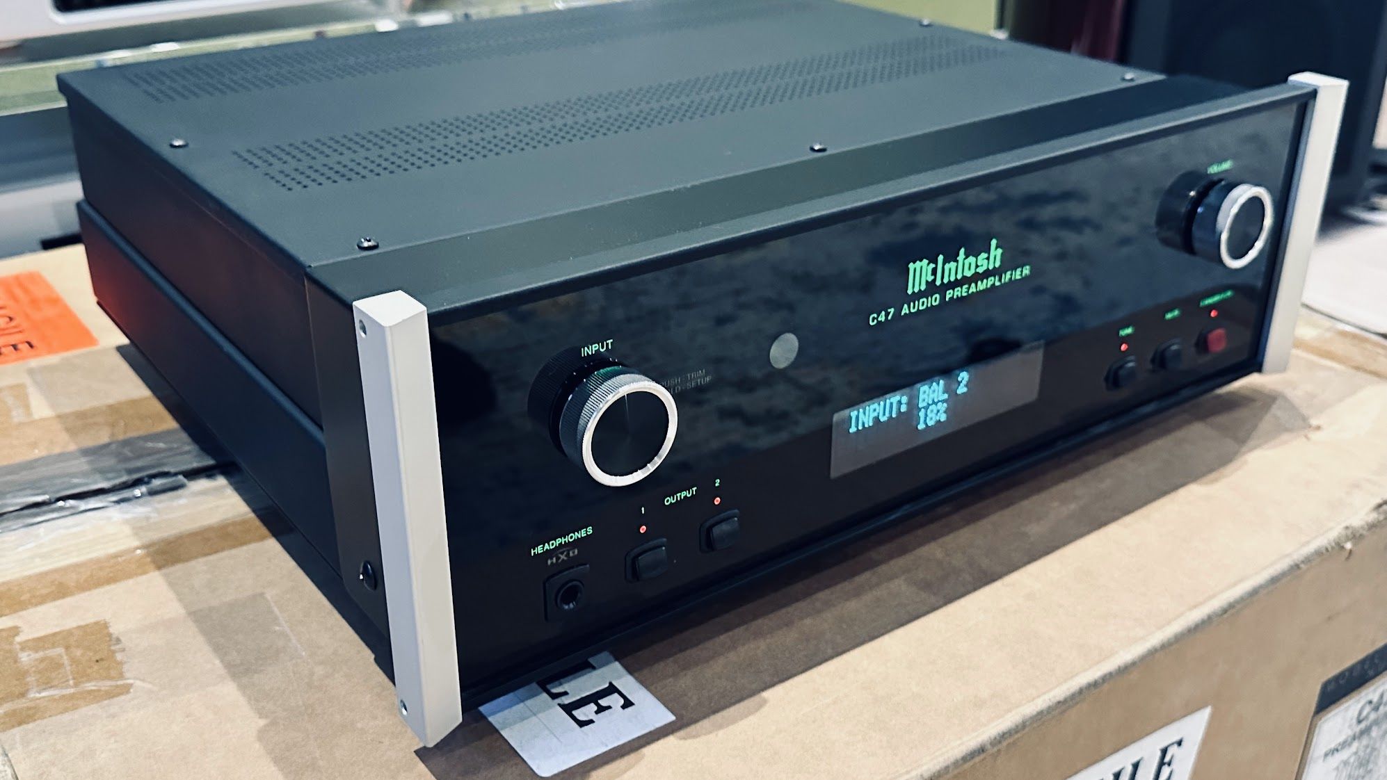 McIntosh C47 Preamplifier MINT 3