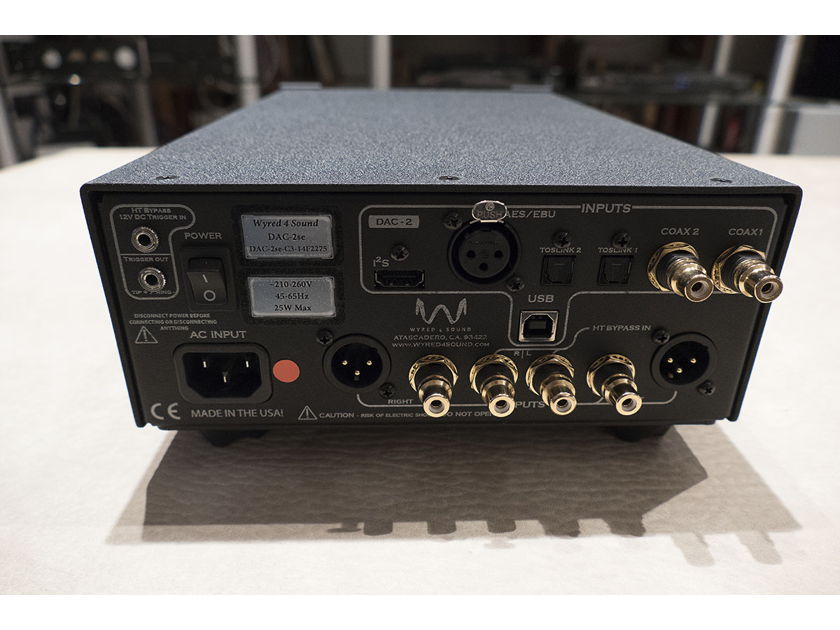 Wyred 4 Sound DAC-2 DSD SE 32/384K USB Preamp $849