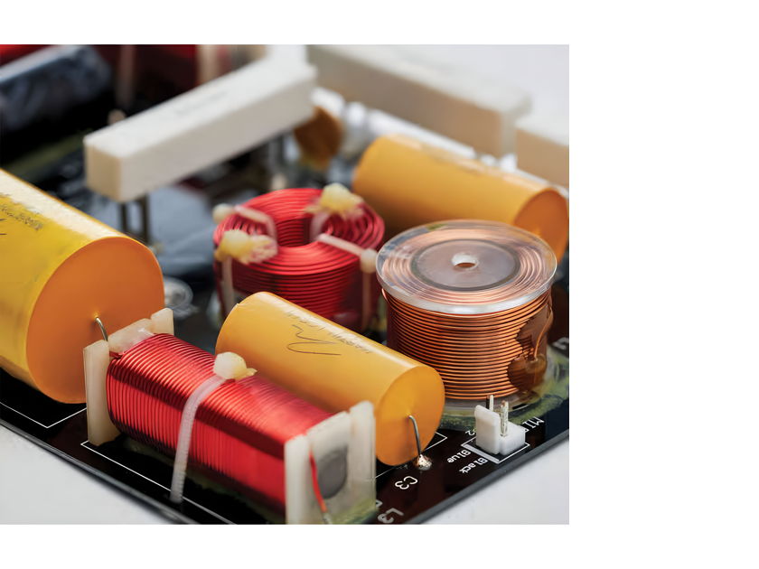 Brand New MartinLogan Motion Foundation B2 Bookshelf Speaker