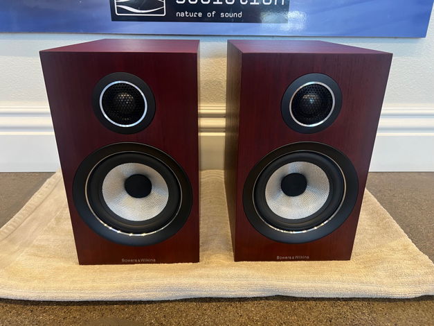 B&W (Bowers & Wilkins) 707 S2 -- Excellent Condition (s...