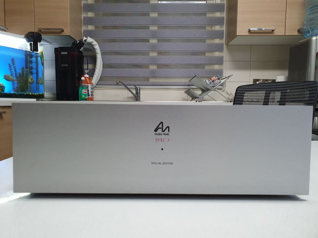 Audio Note UK DAC 5 SPECIAL Version 2 ,ONLY 100 hours !!!