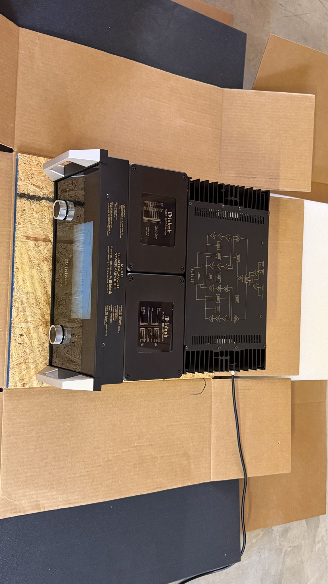 McIntosh MC611 Monoblocks 5