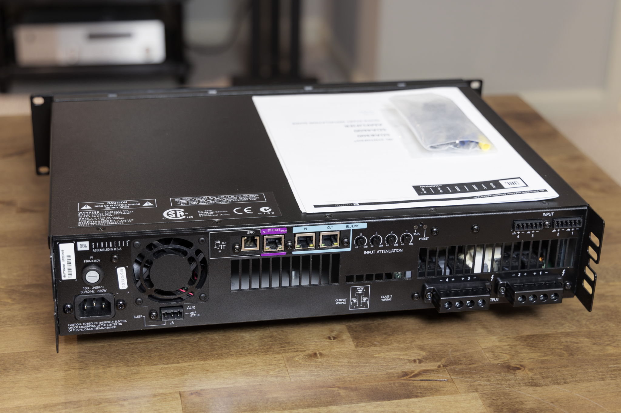 JBL Synthesis SDA-4600 4-channel 600W Amplifier Dealer ... 2