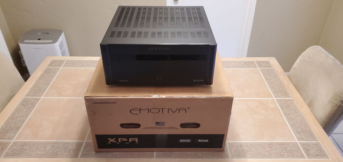 Emotiva XPA-DR2 Two channel amp