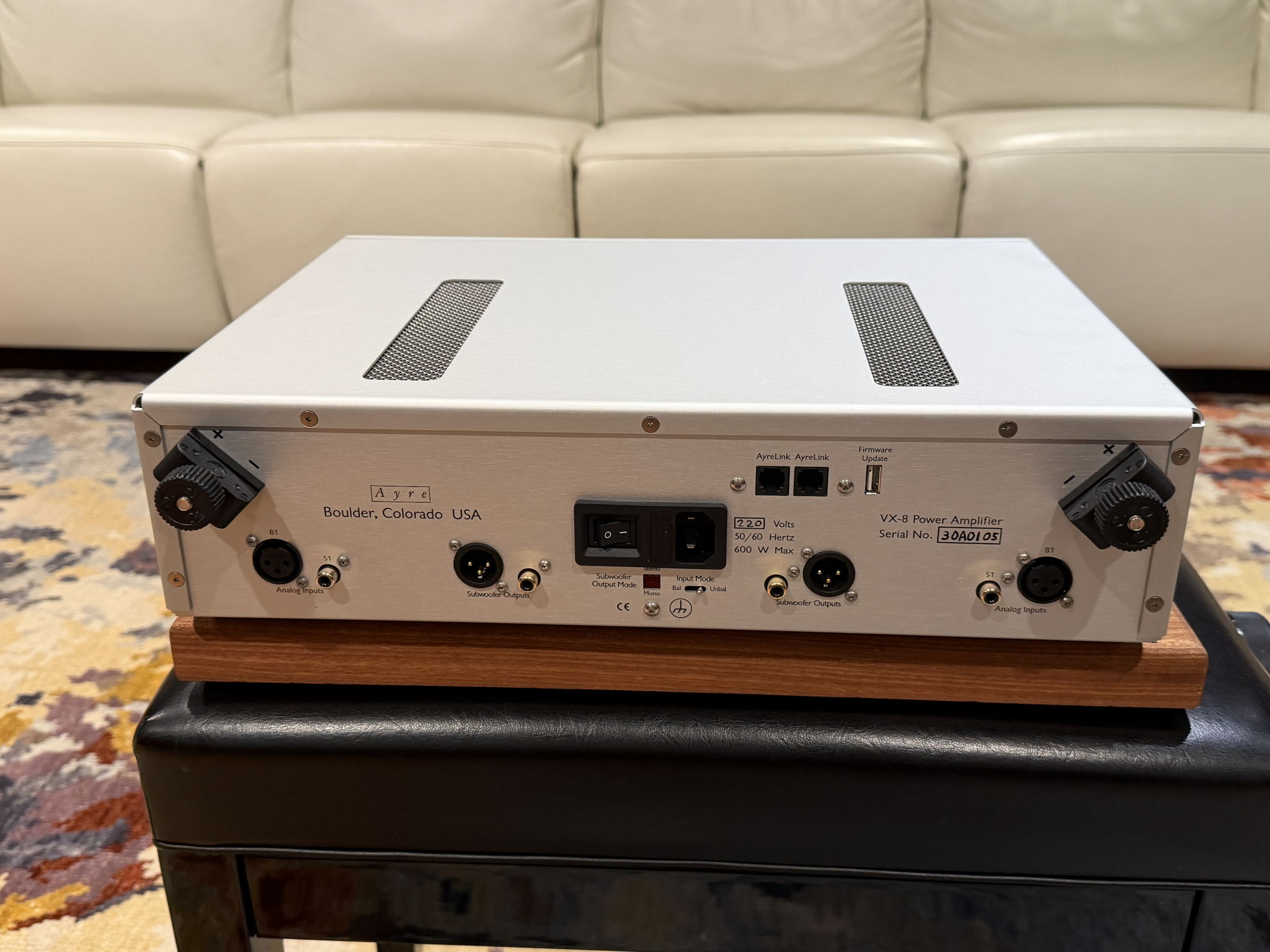 Ayre Acoustics VX-8 Amplifier SILVER NEW 3