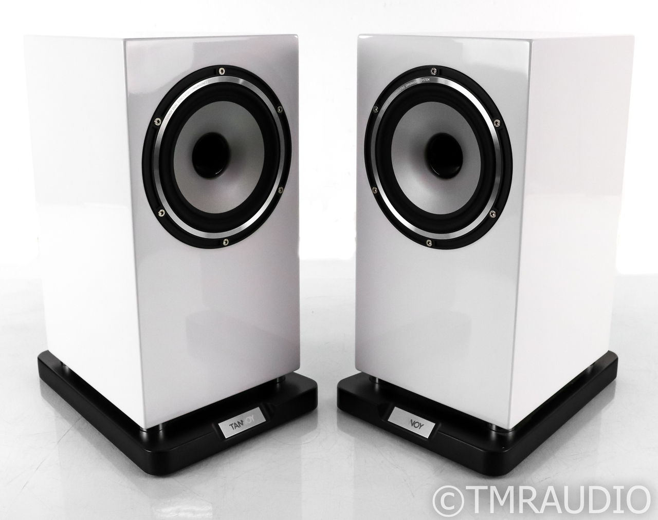 Tannoy revolution xt store 6 bookshelf speaker