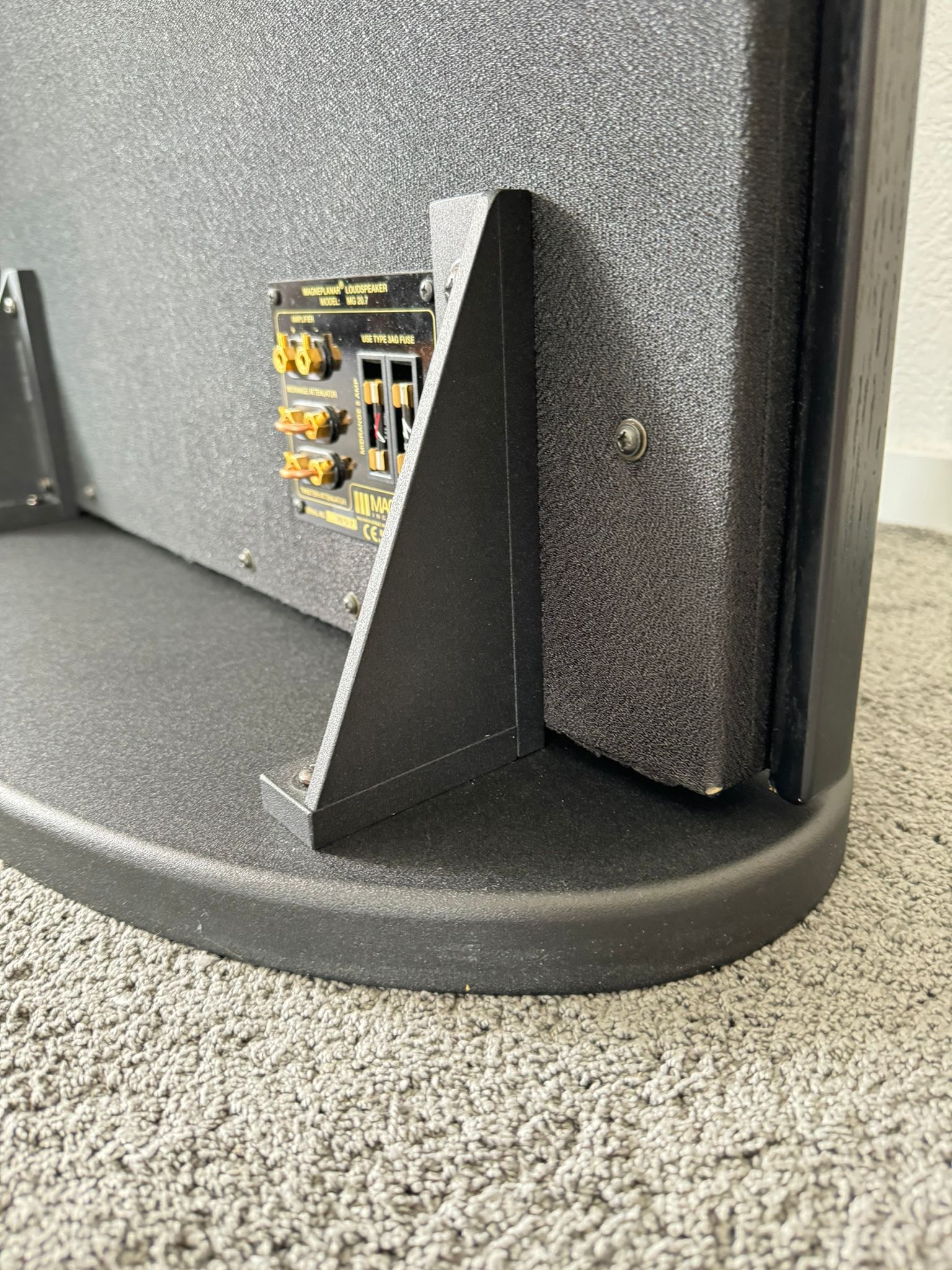 Magnepan 20.7 speakers in black-grey 11