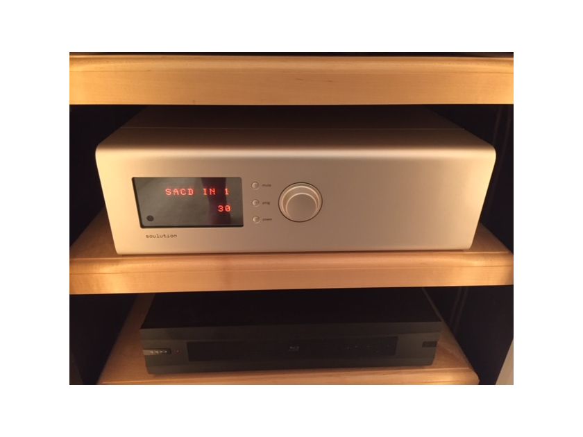 Soulution 520 Stereo Preamp