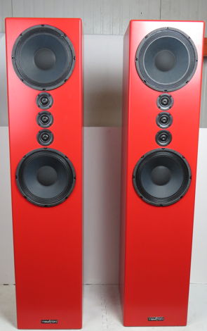 Tekton Pendragon Floorstanding Speakers **1 Month Old**