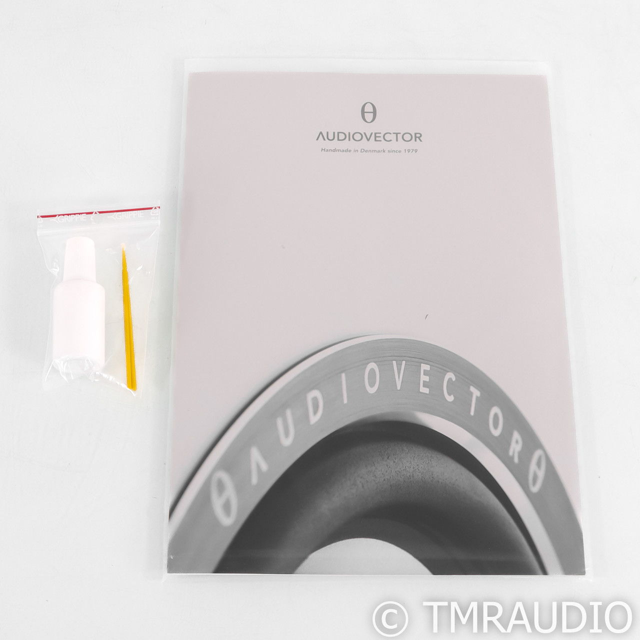 AudioVector QR-1 Bookshelf Speakers; Matte White Pair (... 9