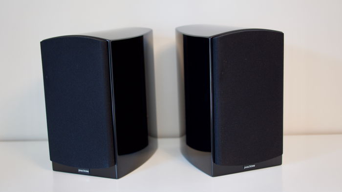 Peachtree Audio D5 Speakers - Gloss Black (Pair)