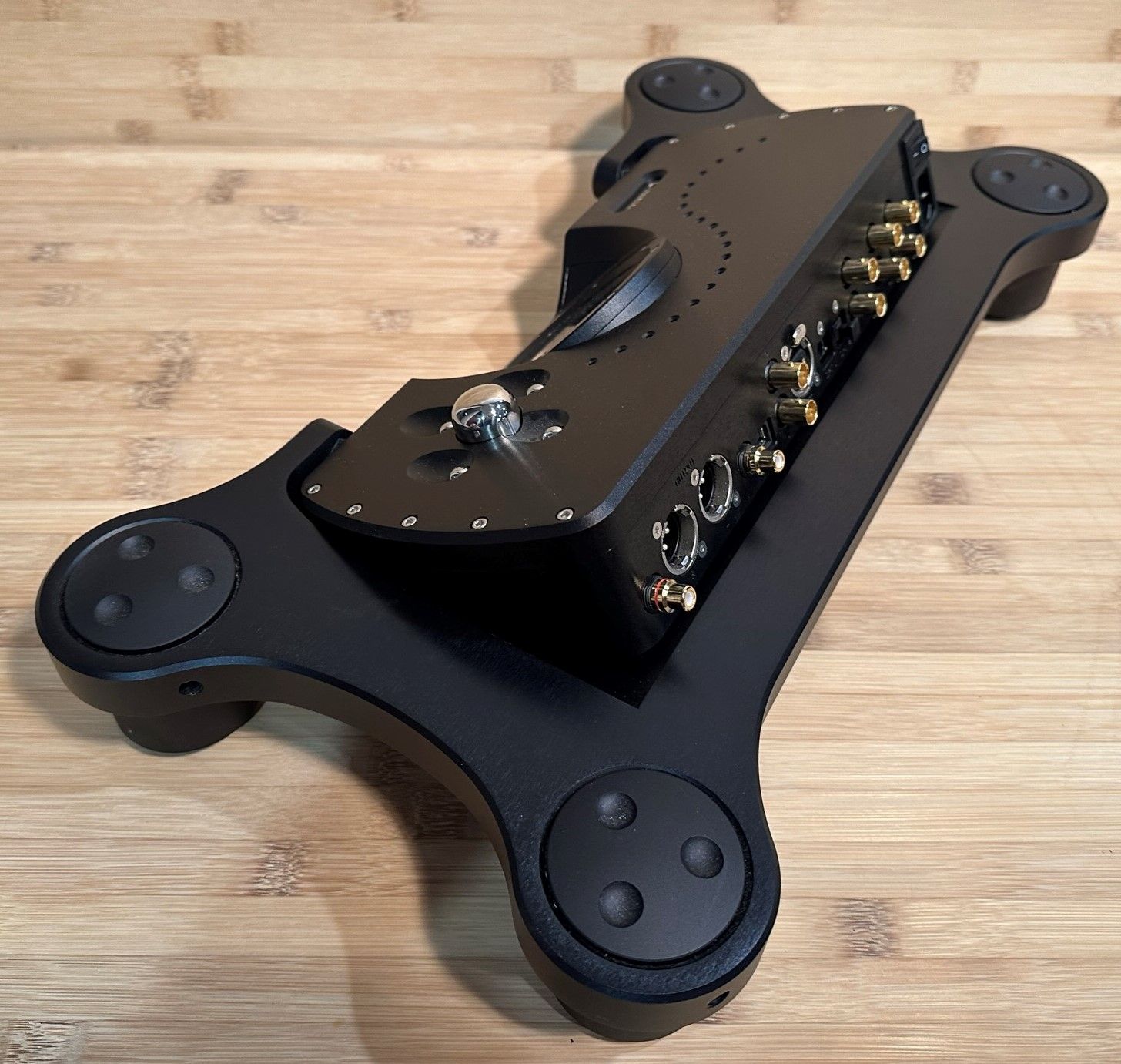 Chord Electronics DAVE DAC in black with Ensemble Stand... 14