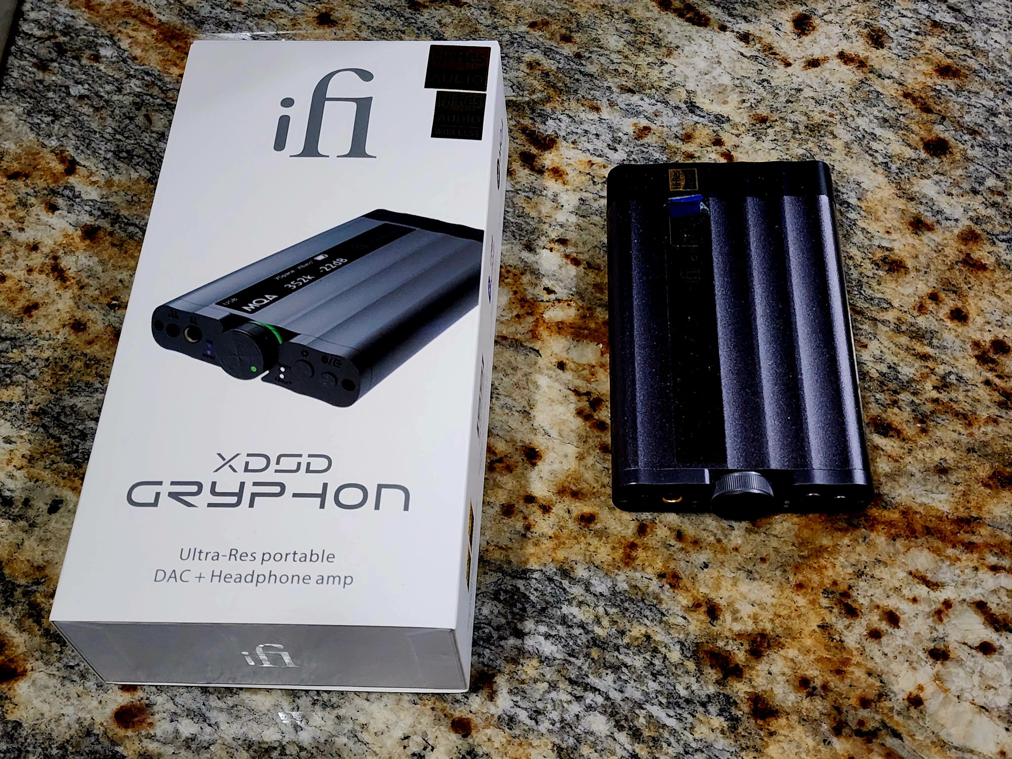 iFi xDSD Gryphon -- Handheld DAC / Amp Player for Headp... 3