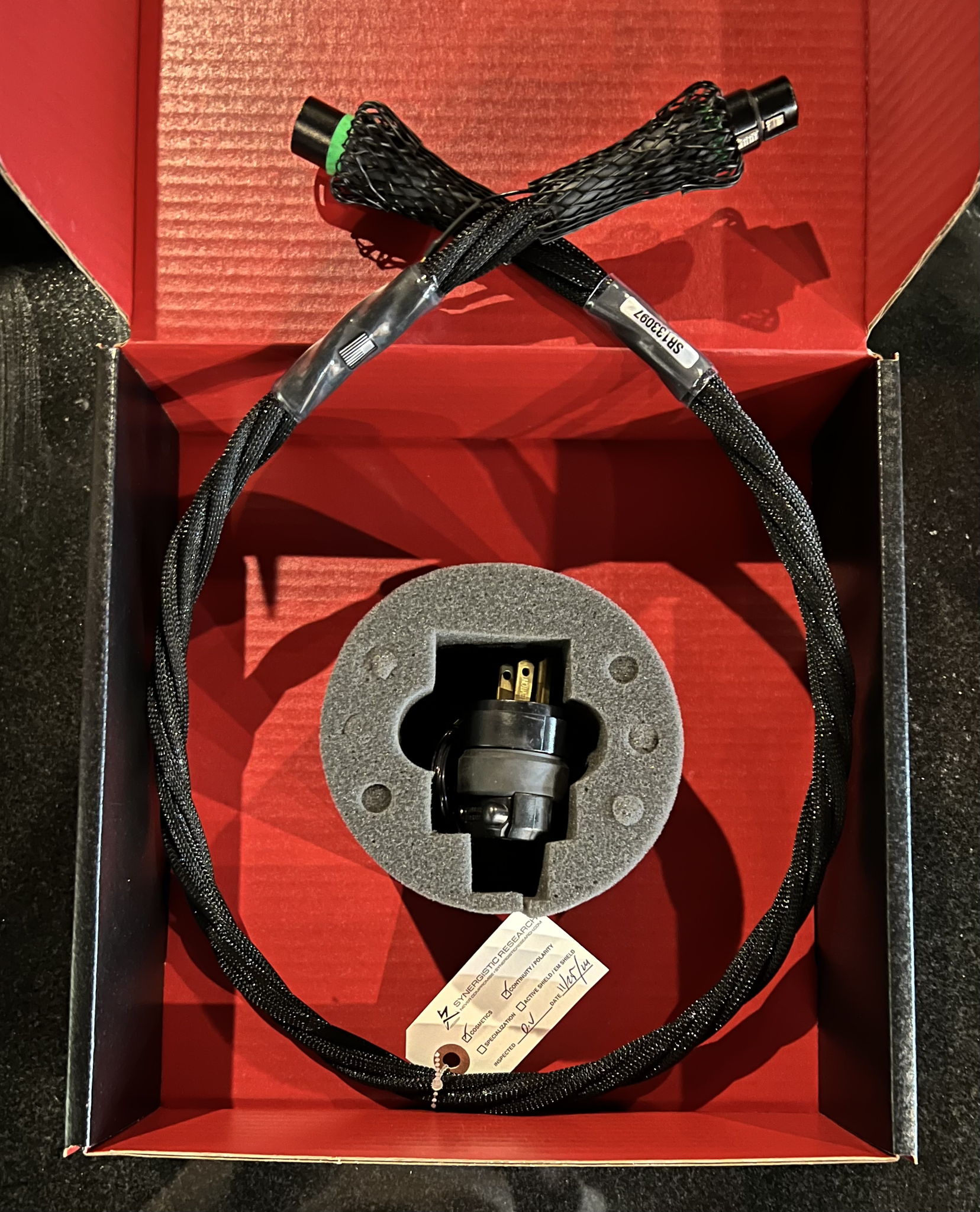 New from authorized Synergistic Research Atmosphire UEF... 2