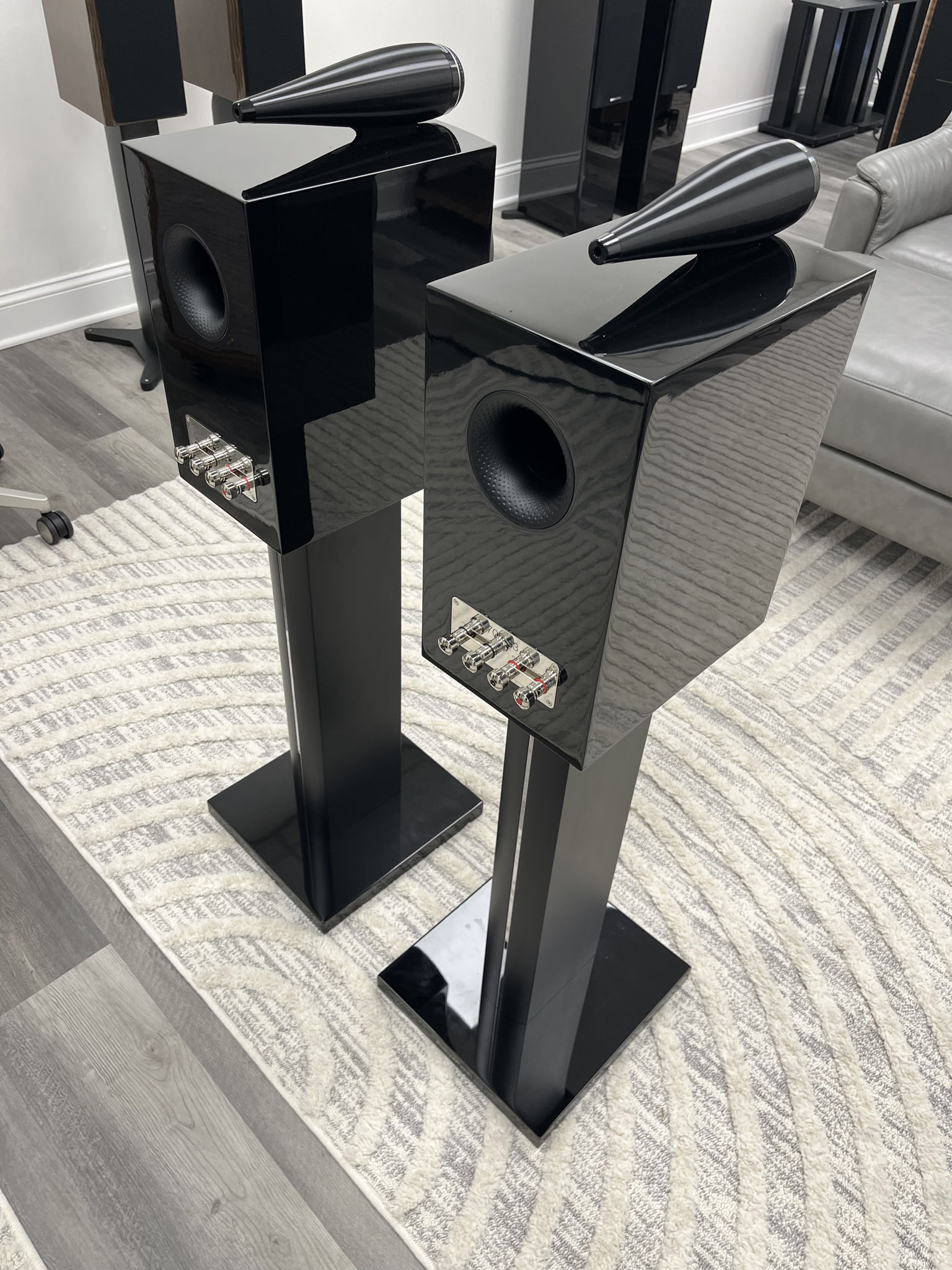 Bowers & Wilkins 705 S3 with Matching Stands 7