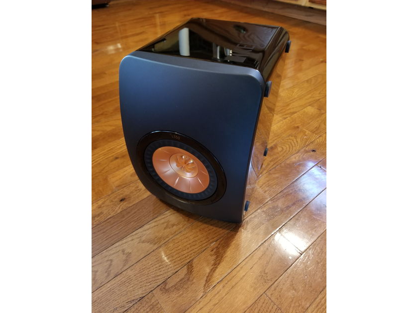 LS50 Single Center Speaker