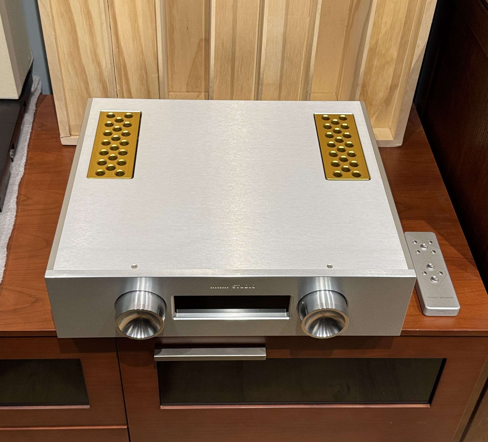 Kinki Studio EX-M1+ Flagship Integrated