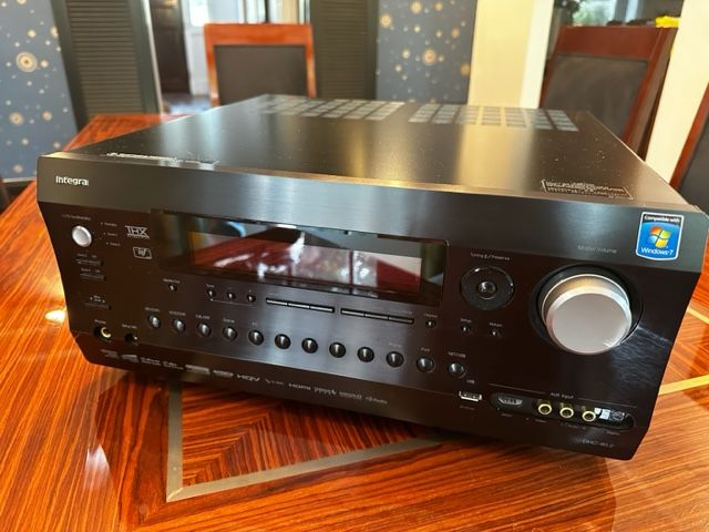 Integra DHC-80.2