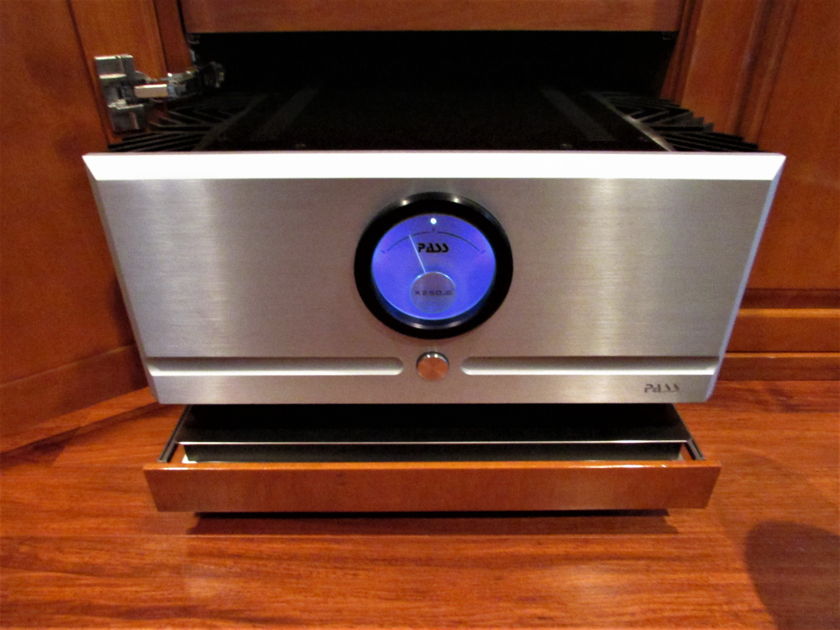 Pass Labs X250.8 Stereo Power Amplifier FREE SHIPPING!!