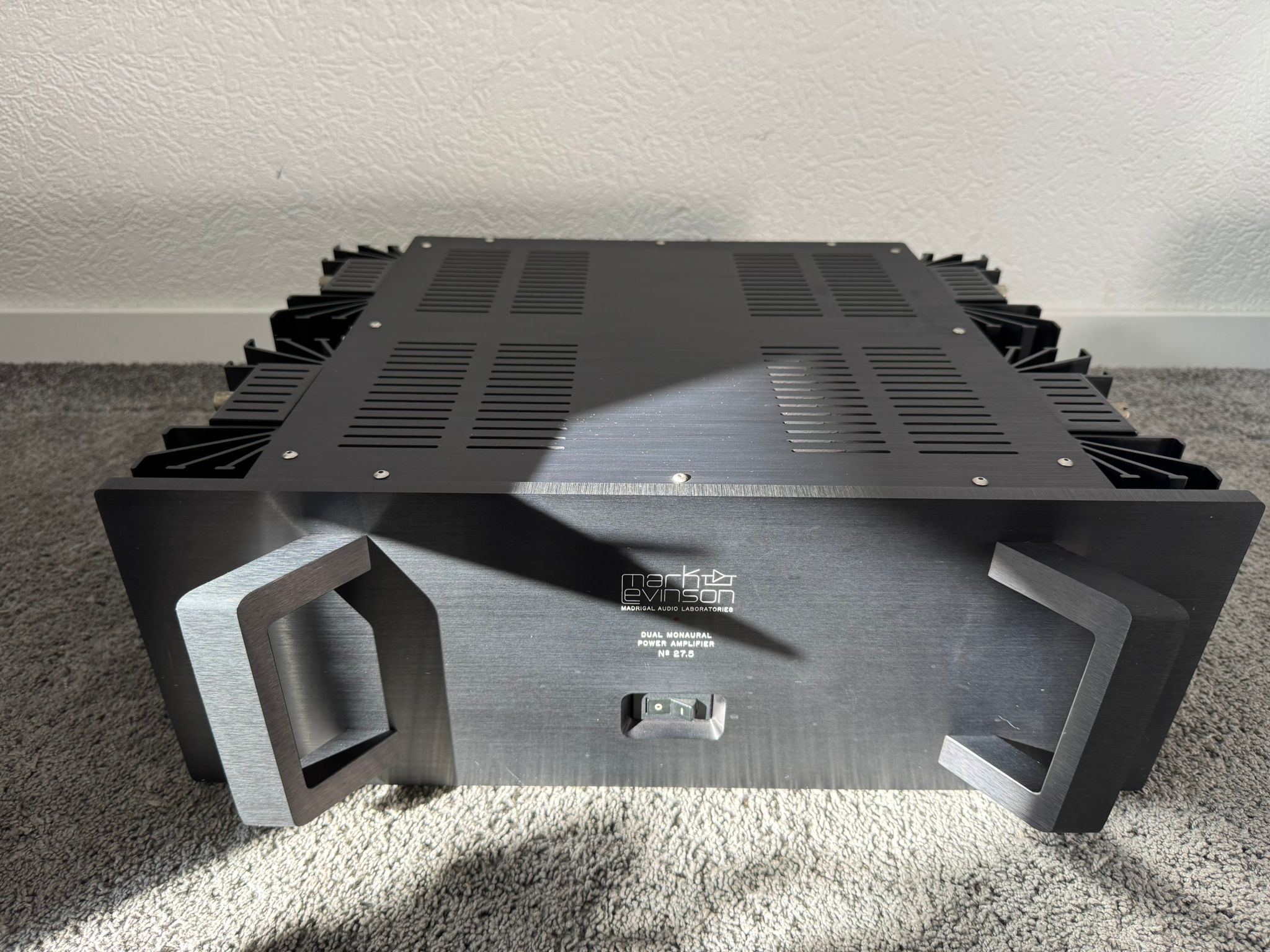 Mark Levinson No 27.5 power amplifier