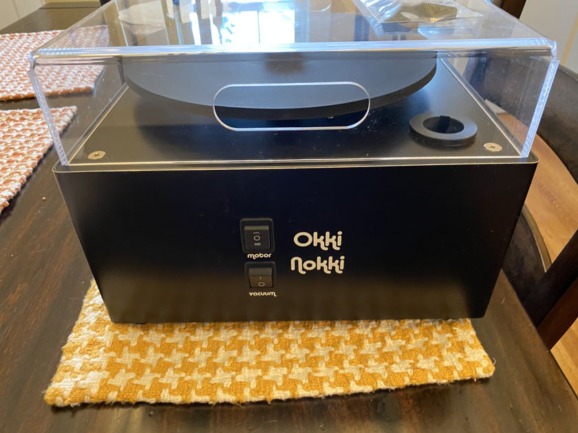 Okki Nokki Record Cleaning Machine