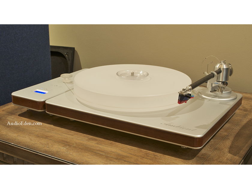 Clearaudio Ambient Turntable with Unify Tonearm