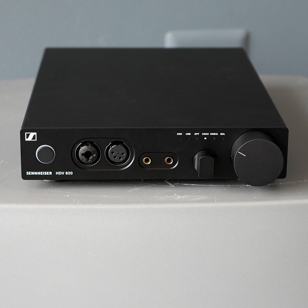 Sennheiser HDV 820 Headphone Amplifier, Demo