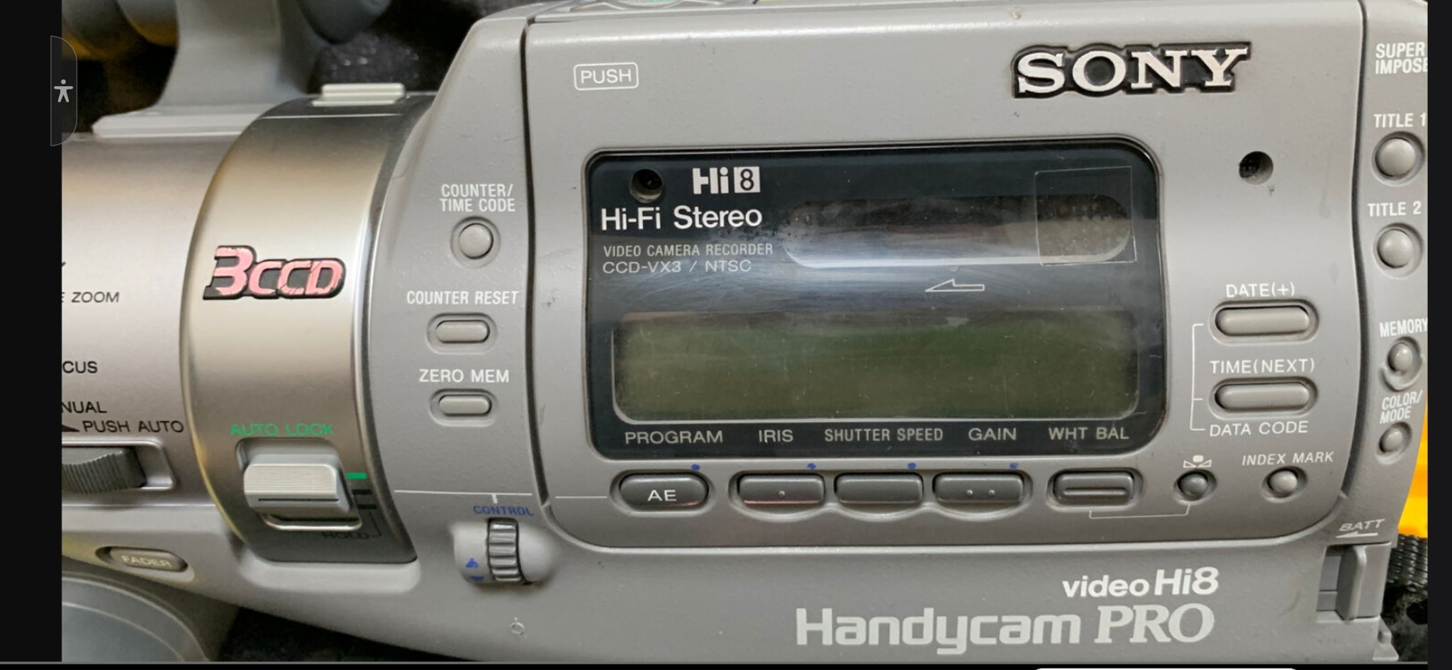 Sony model CCD-VX3 Hi8 Video Camcorder BRAND NEW, FLAWL...