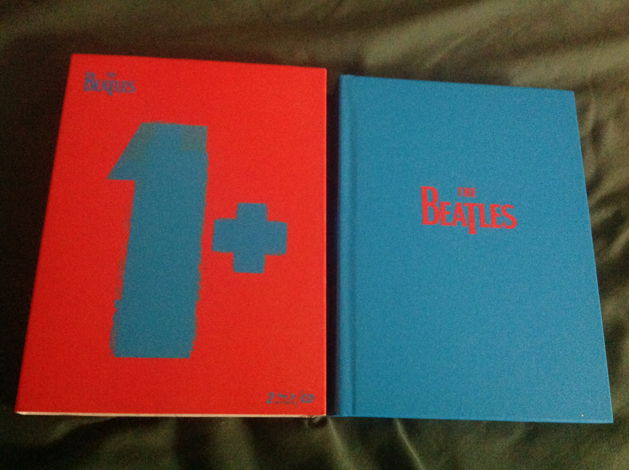 The Beatles - 1 2 Blu Ray + 1 Compact Disc