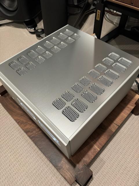 Luxman M-10X Amplifier : Trades Considered! 4